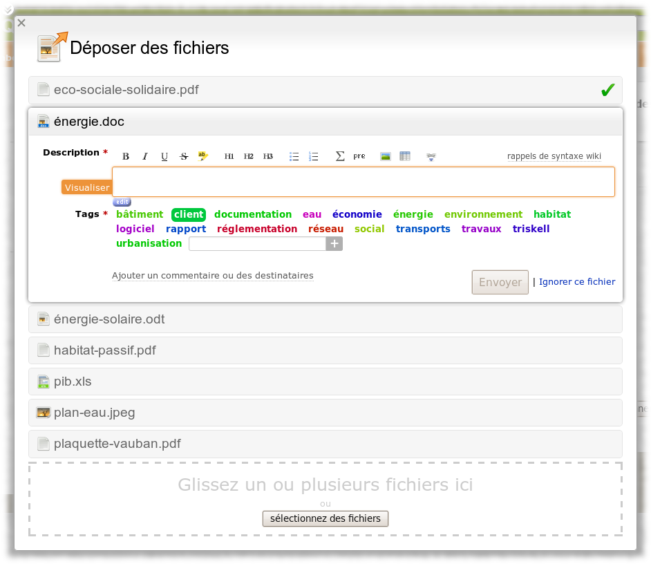 envoyez vos fichiers par lots en les glissant dans AtikTeam